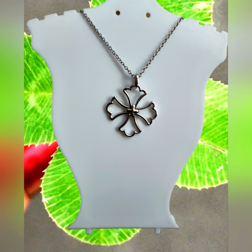 Rhodium Plated 925 Sterling Silver Four Leaf Clover Cross Pendant